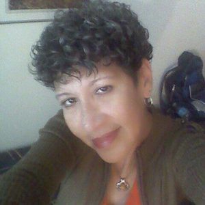 Meet your Posher, Yvette